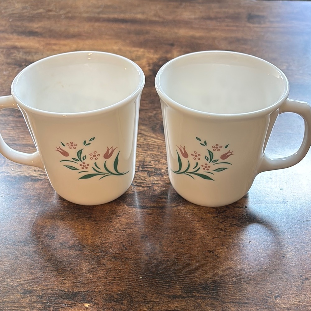 Retro Corningware mug set